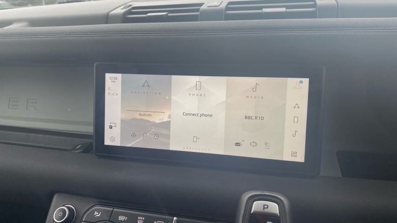 Land Rover Defender 2.0 P300 SE 110 5dr Auto Petrol Estate